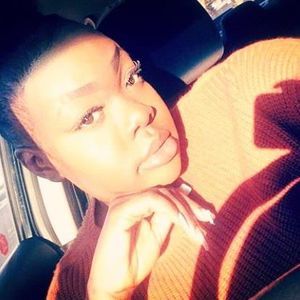 Meet your Posher, Nyaköra